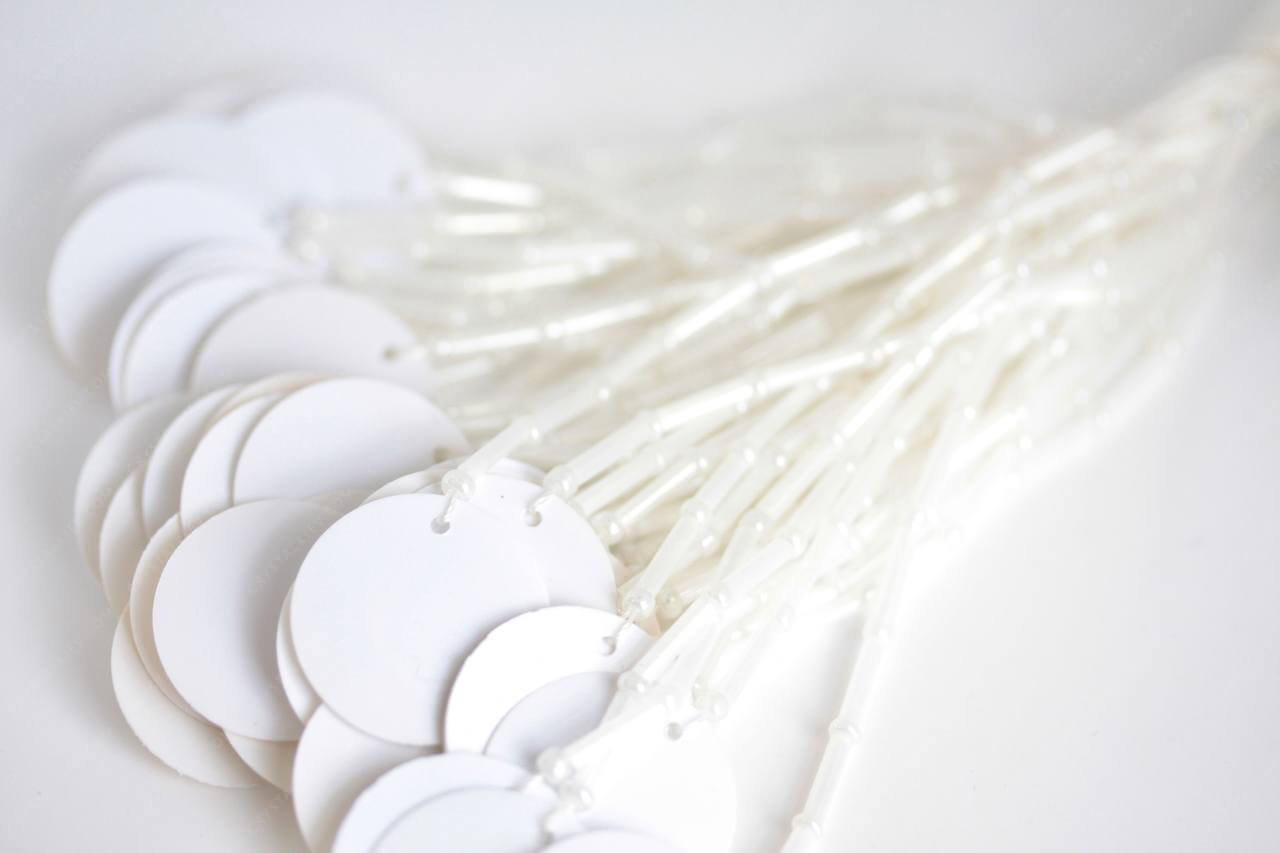Пучки стекляруса White + паєтка White 3см